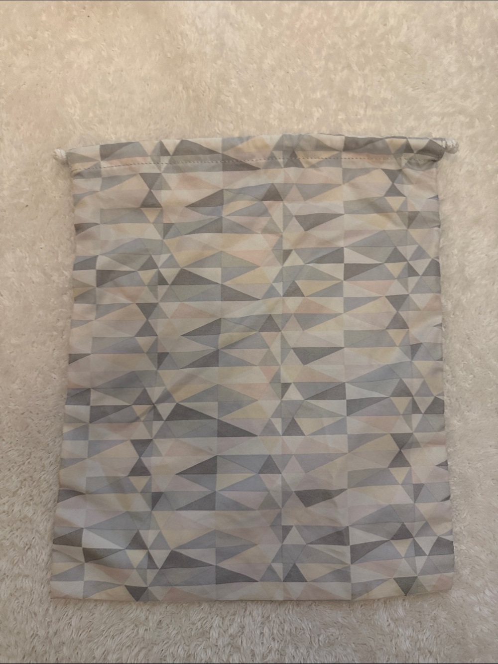 lululemon athletica Pastel Geometric Triangle Pouch in Gray, Cream, Pale Blue